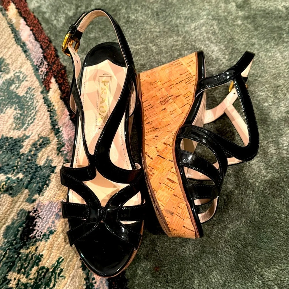 Prada Black Patent Leather Heels - Picture 4 of 7